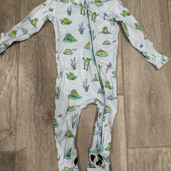 Bellabu Bear Other - Green Frog Print Bamboo Baby Infant Convertible Footie Pajamas